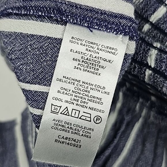 LOFT -241 NWT Blue White Striped Smocked Peplum Tank Top Blouse Women's Medium - Picture 6 of 9